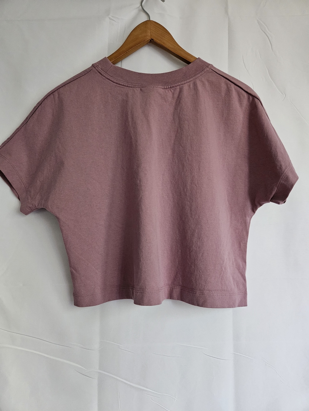 Nike Women’s Triple Swoosh Crop Tee - Mauve - Small - Picture 6 of 10